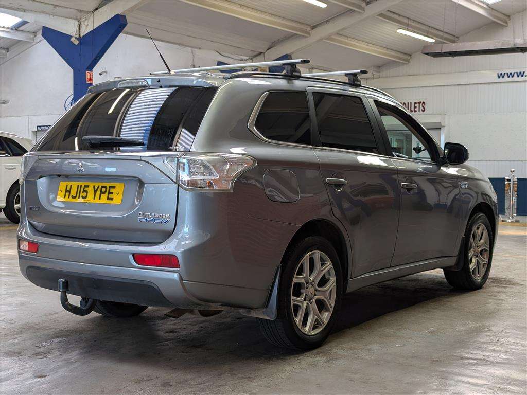 <p>2015 MITSUBISHI OUTLANDER GX4H PHEV 4WORK</p>