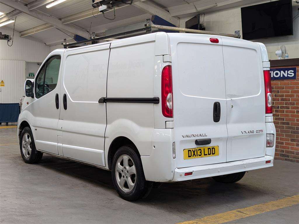 <p>2013 VAUXHALL VIVARO 2700 SPORTIVE CDTI</p>