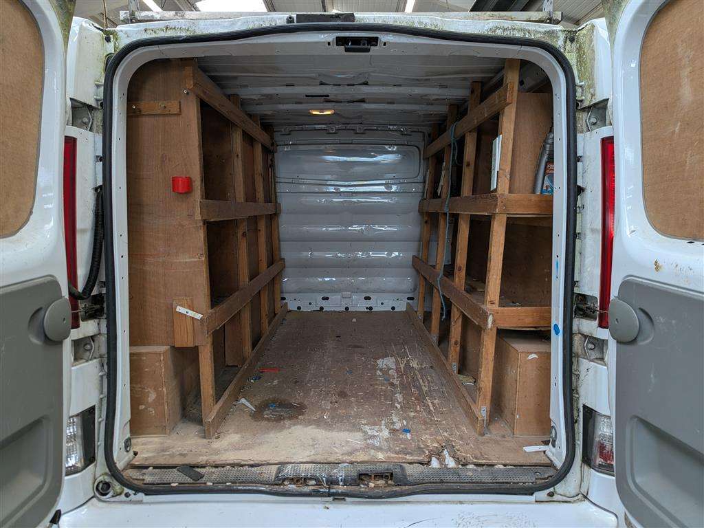 <p>2013 VAUXHALL VIVARO 2700 SPORTIVE CDTI</p>