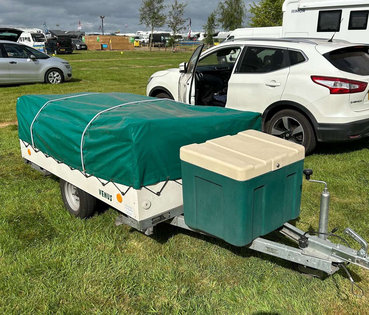 <p>Cabanon Venus Trailer Tent</p>