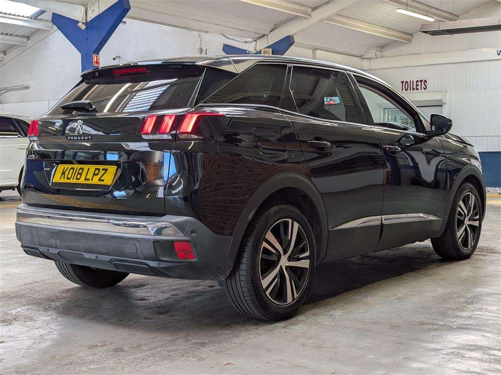 <p>2018 PEUGEOT 3008 ALLURE S/S</p>