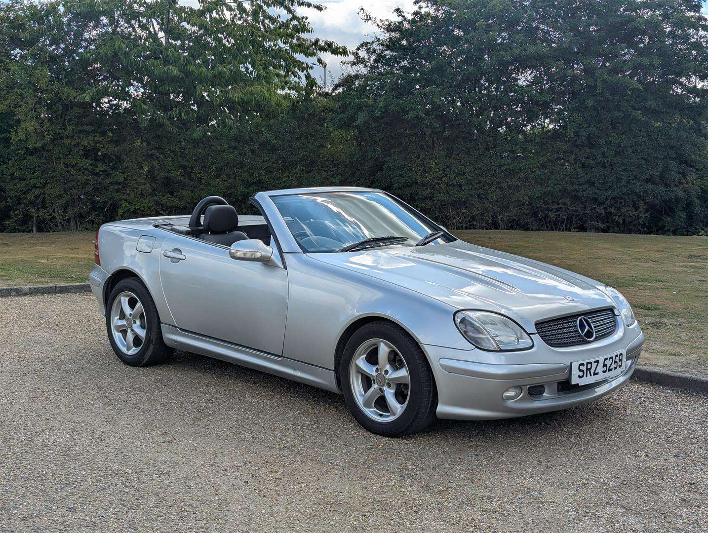 <p>2002 MERCEDES SLK 320 AUTO</p>