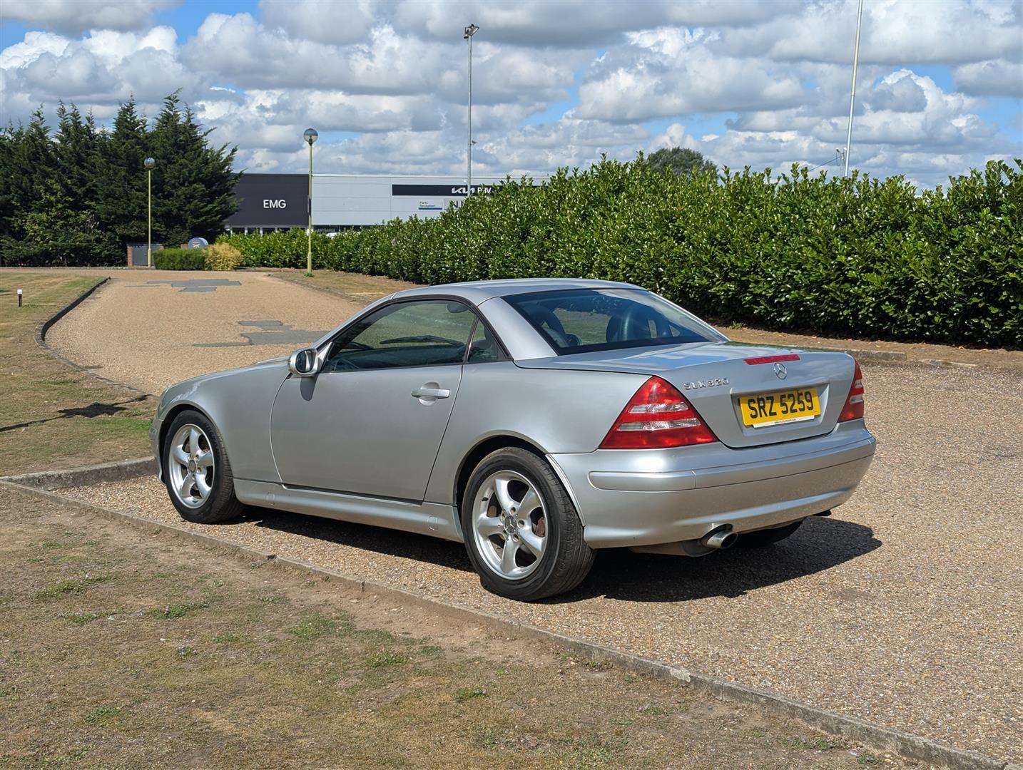 <p>2002 MERCEDES SLK 320 AUTO</p>