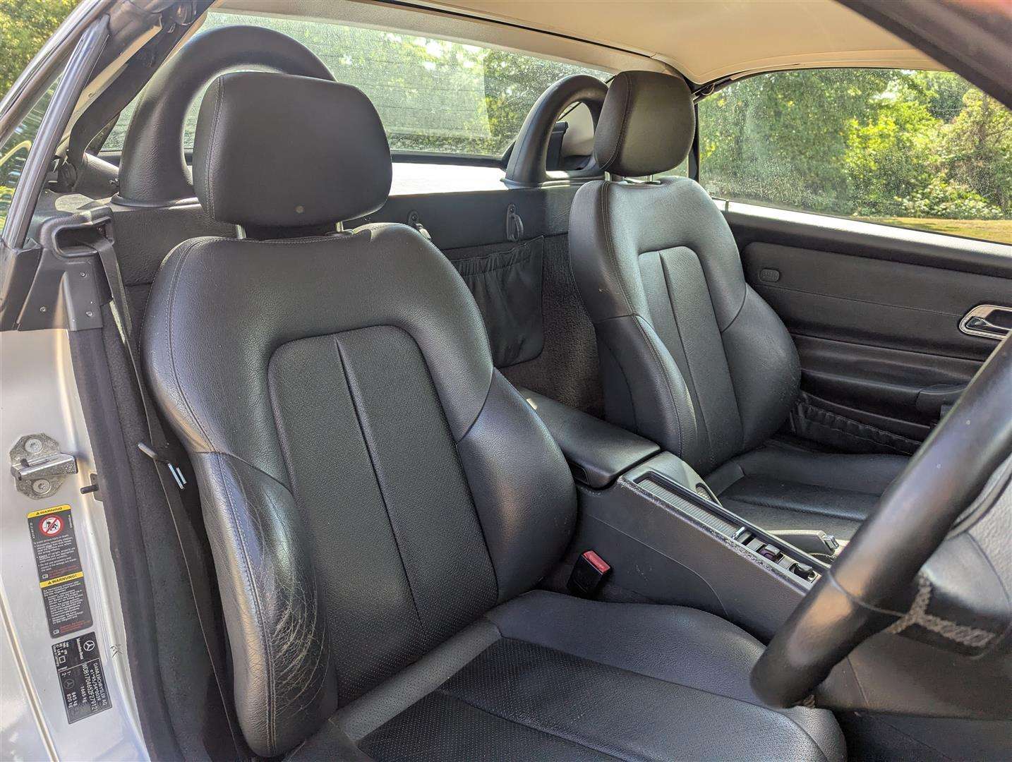 <p>2002 MERCEDES SLK 320 AUTO</p>
