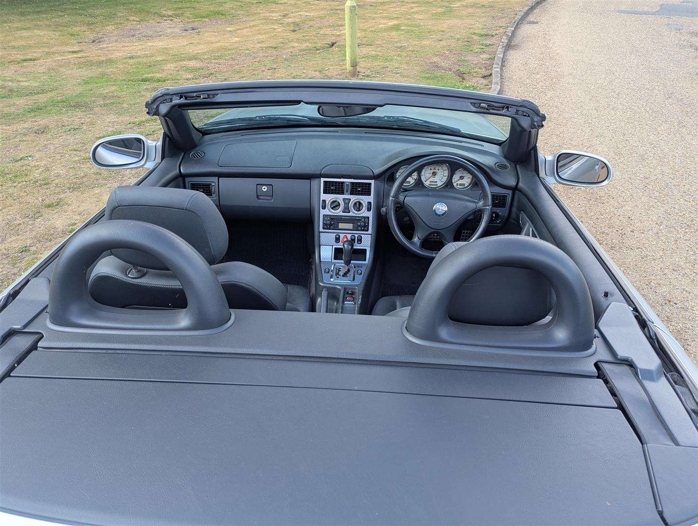 <p>2002 MERCEDES SLK 320 AUTO</p>