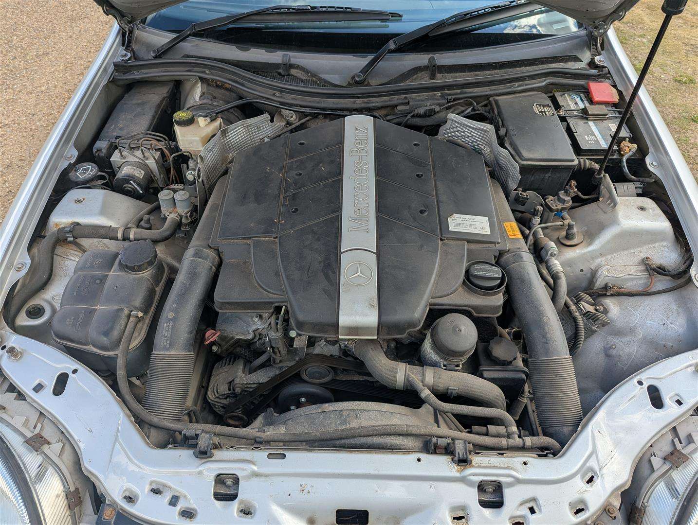 <p>2002 MERCEDES SLK 320 AUTO</p>