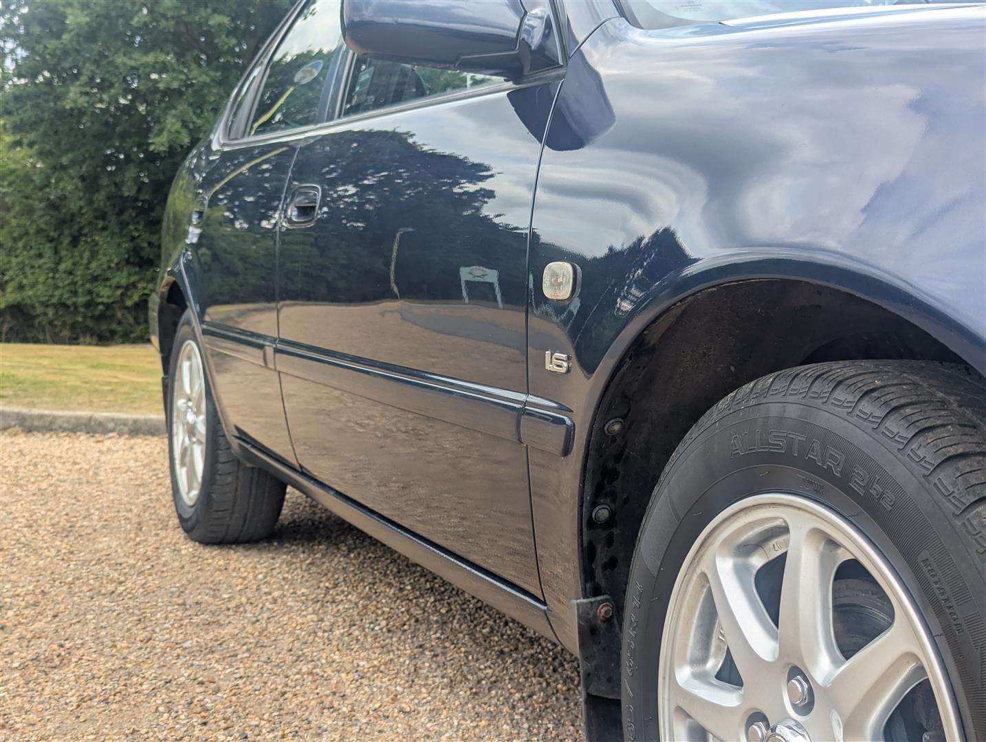 <p>2000 TOYOTA COROLLA VVTI GLS</p>