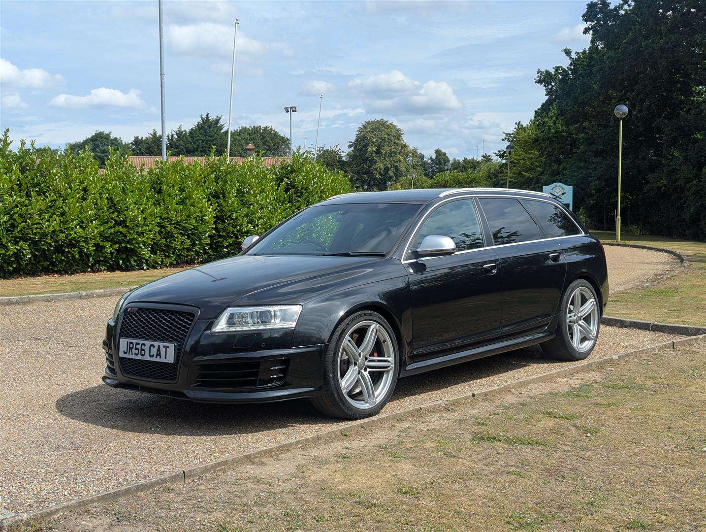 <p>2008 AUDI RS 6</p>