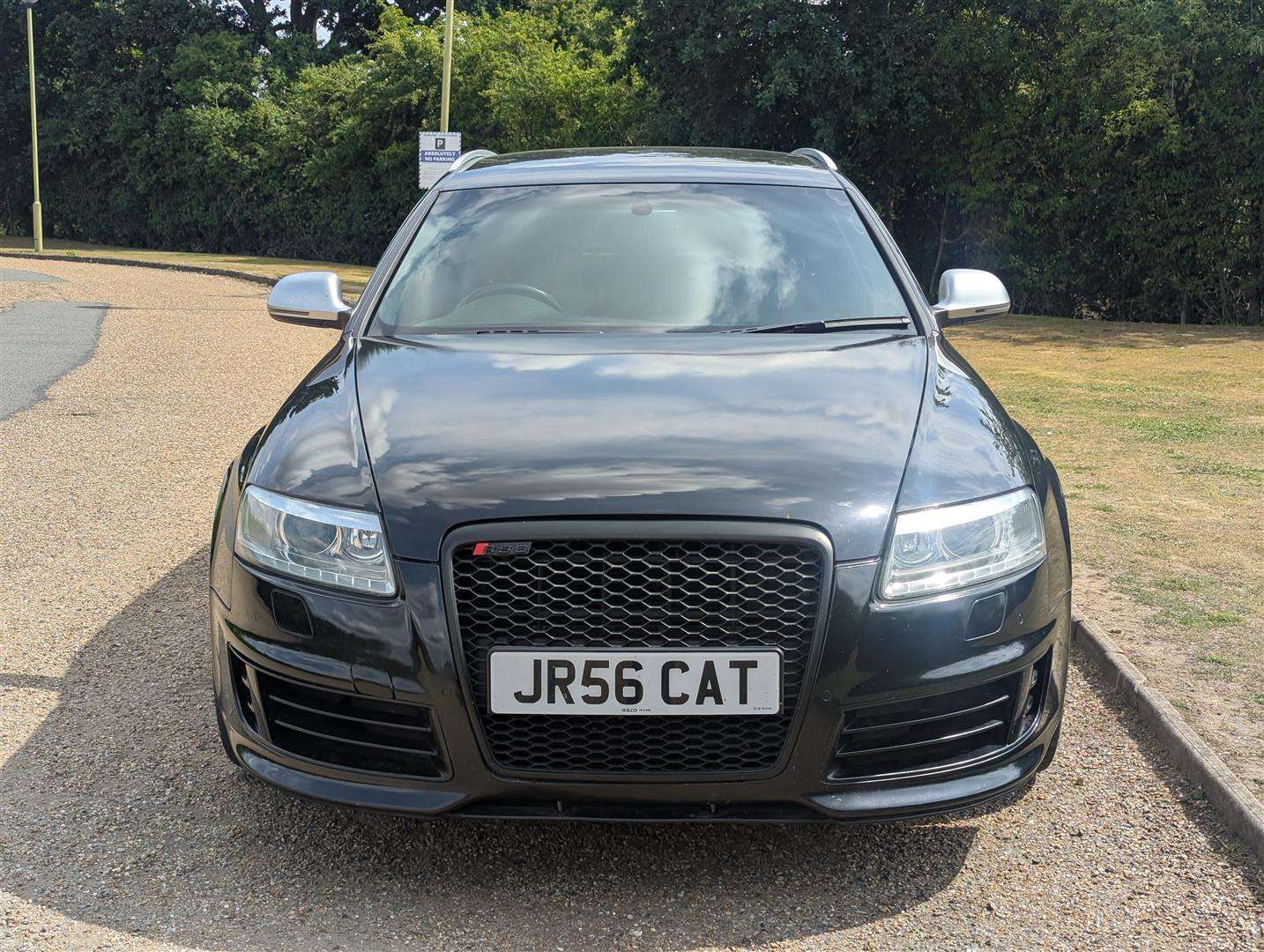 <p>2008 AUDI RS 6</p>