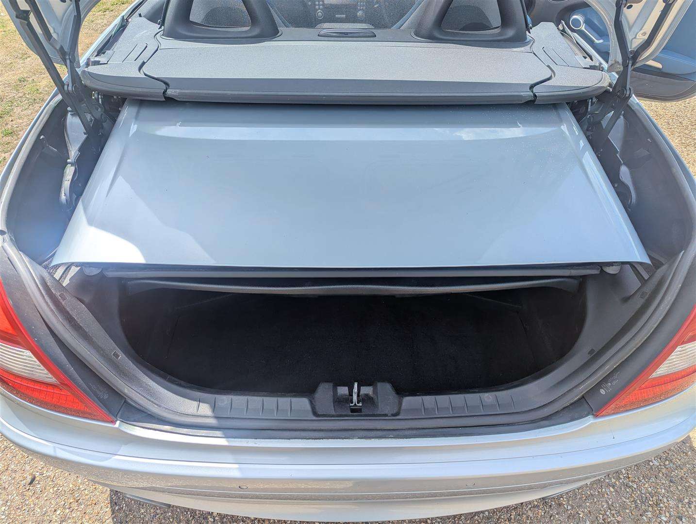 <p>2006 MERCEDES SLK 350 AUTO</p>