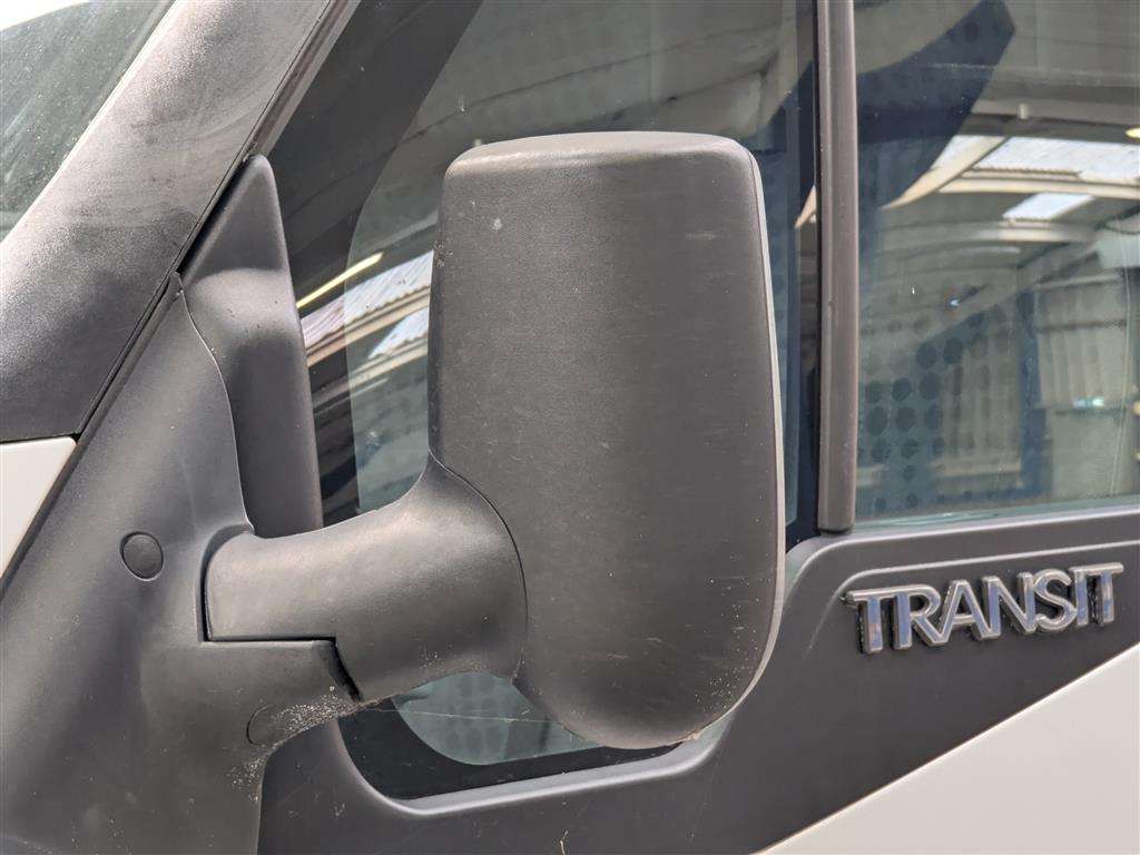 <p>2013 FORD TRANSIT 100 T260 FWD</p>