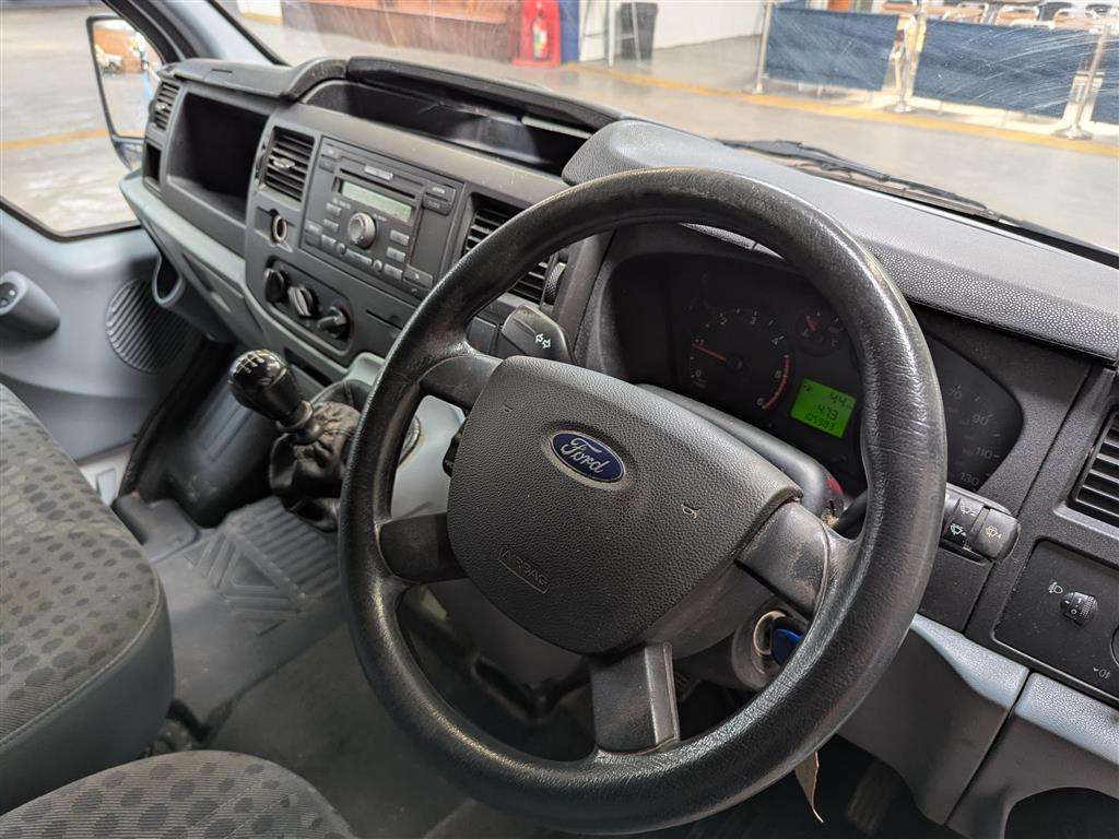 <p>2013 FORD TRANSIT 100 T260 FWD</p>