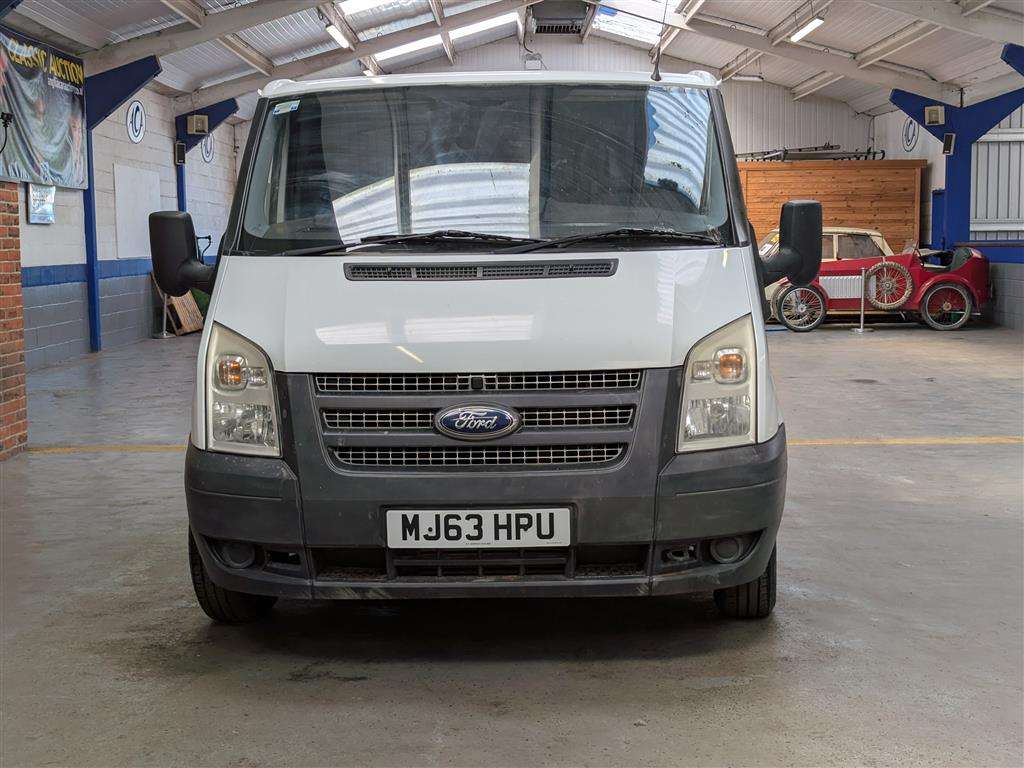 <p>2013 FORD TRANSIT 100 T260 FWD</p>