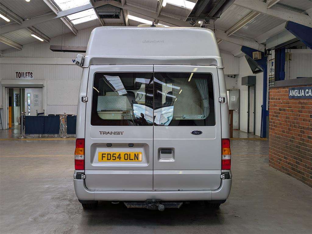 <p>2005 FORD TRANSIT 260 SWB</p>
