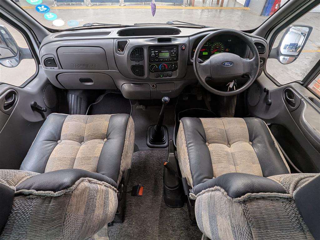 <p>2005 FORD TRANSIT 260 SWB</p>