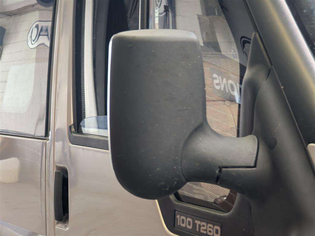 <p>2005 FORD TRANSIT 260 SWB</p>