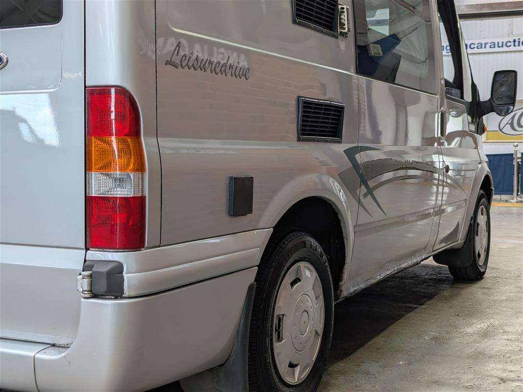 <p>2005 FORD TRANSIT 260 SWB</p>