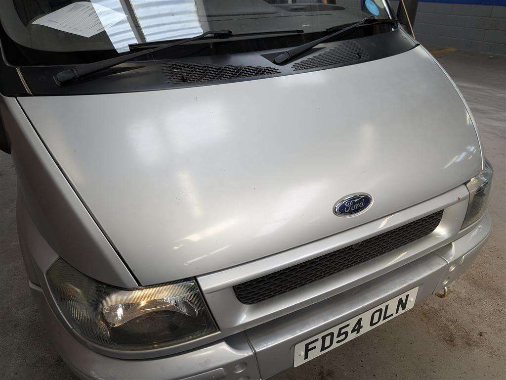 <p>2005 FORD TRANSIT 260 SWB</p>