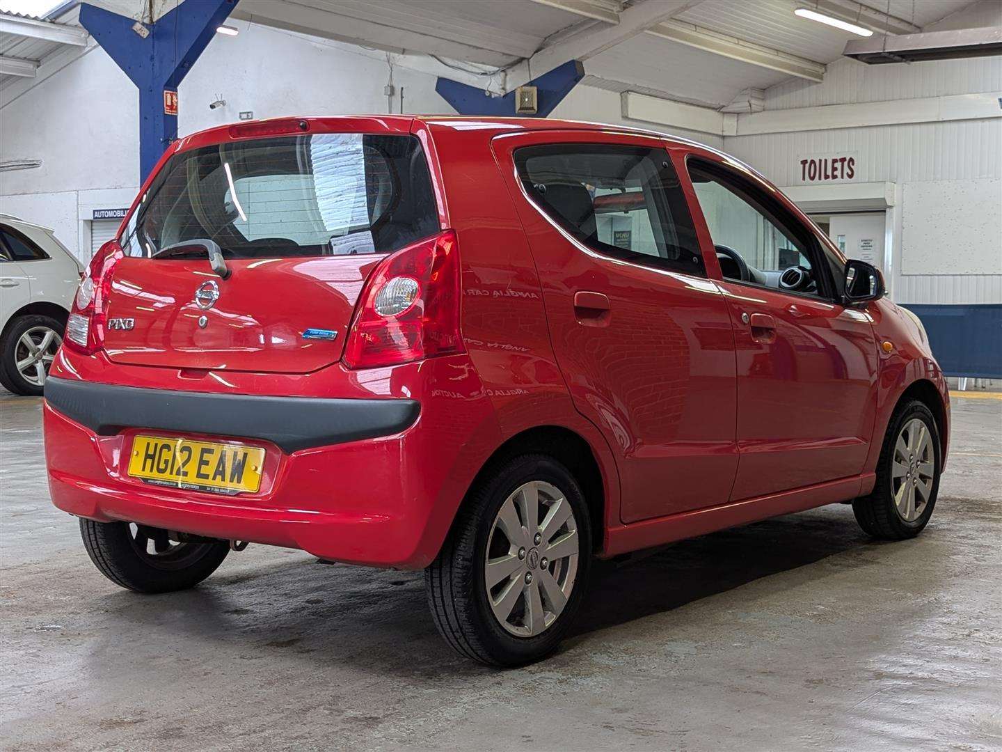 <p>2012 NISSAN PIXO N-TEC</p>