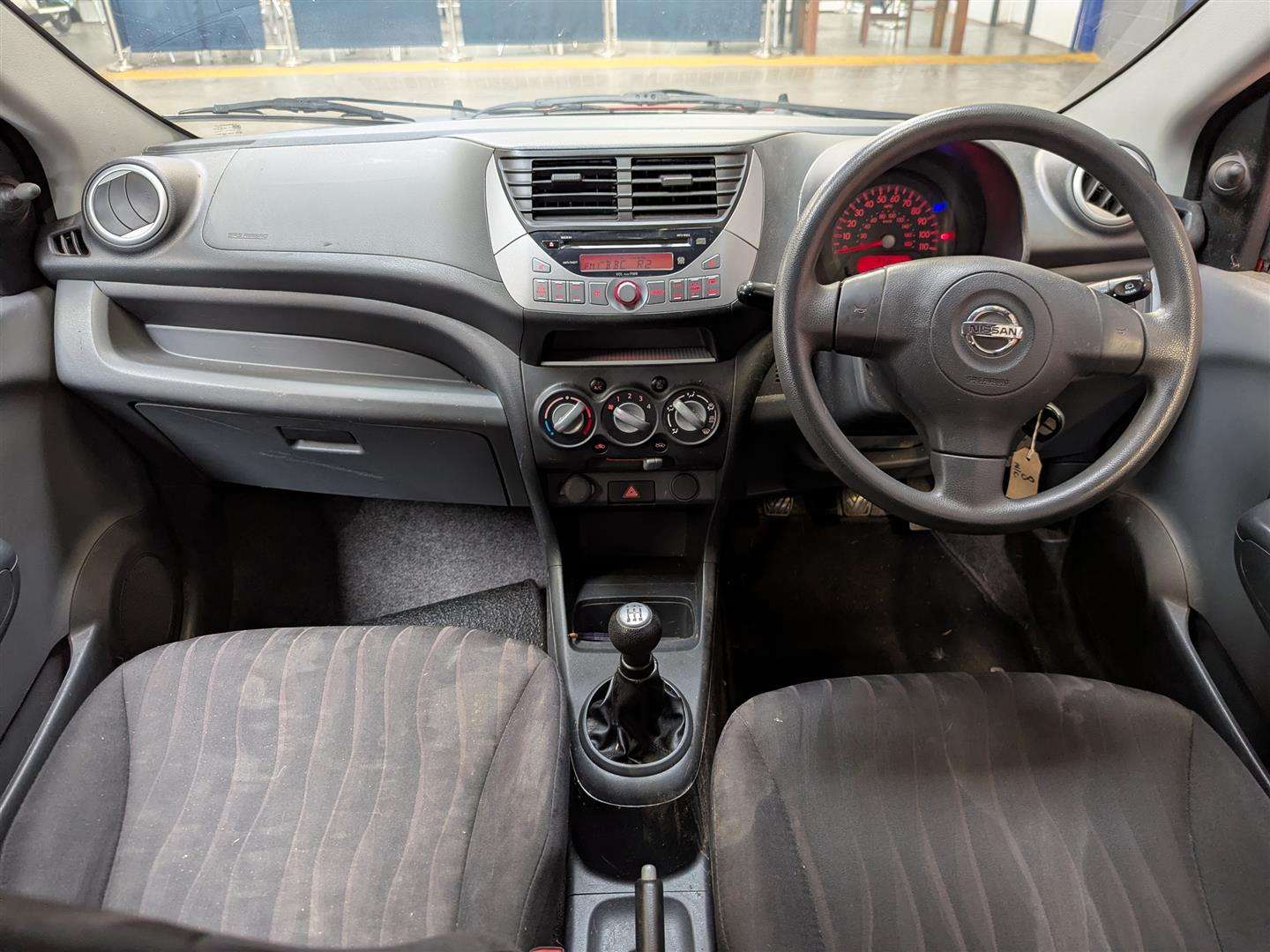<p>2012 NISSAN PIXO N-TEC</p>