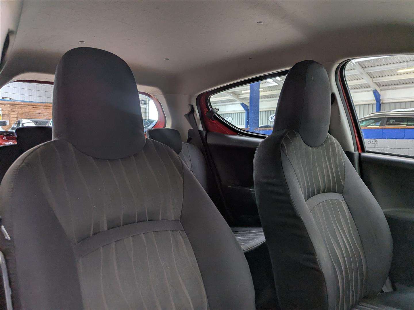 <p>2012 NISSAN PIXO N-TEC</p>