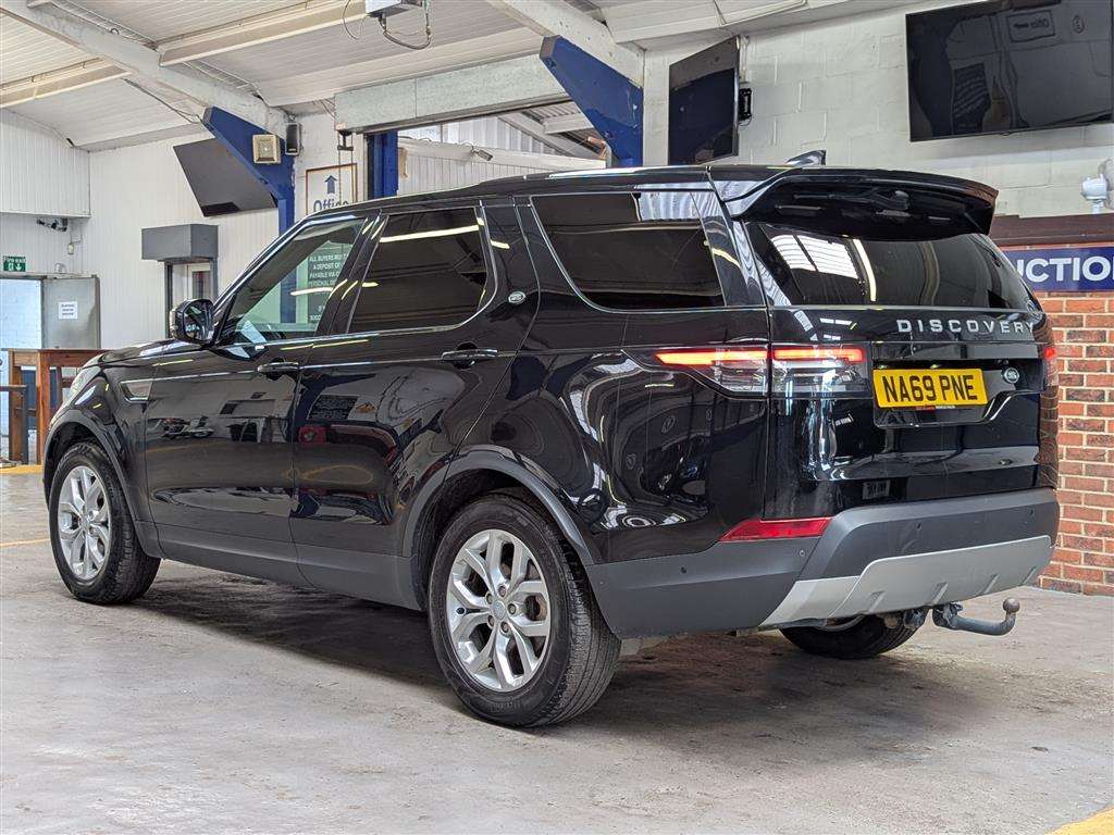 <p>2019 LAND ROVER DISCOVERY SE SD4 AUTO</p>