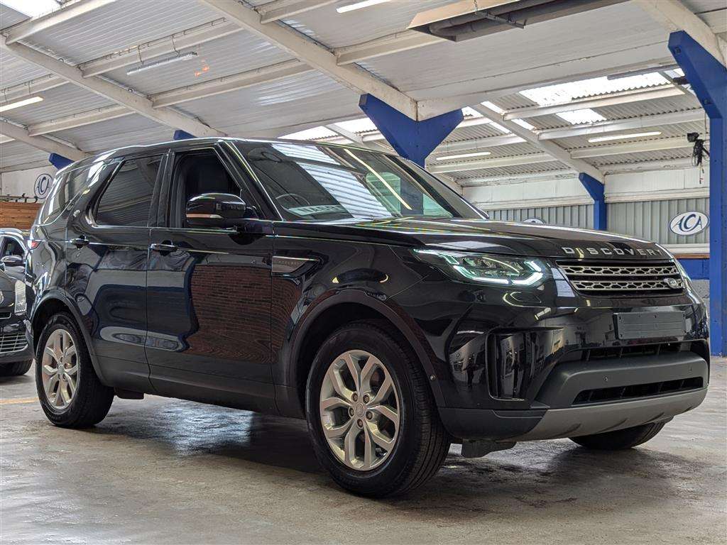 <p>2019 LAND ROVER DISCOVERY SE SD4 AUTO</p>