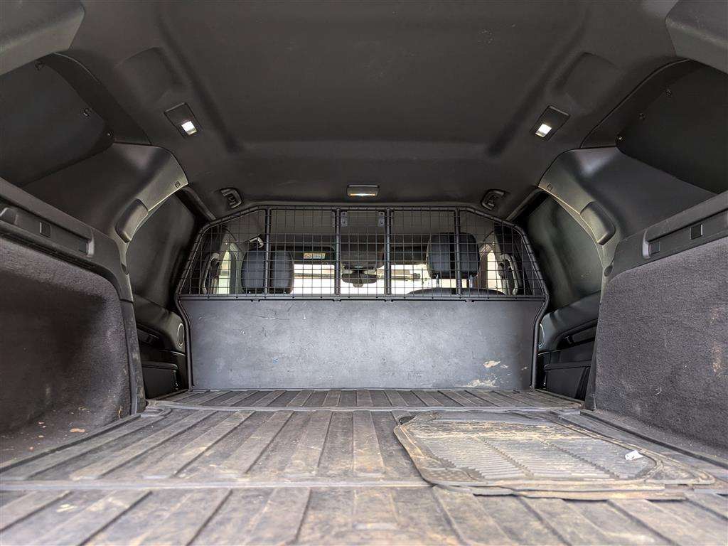 <p>2019 LAND ROVER DISCOVERY SE SD4 AUTO</p>