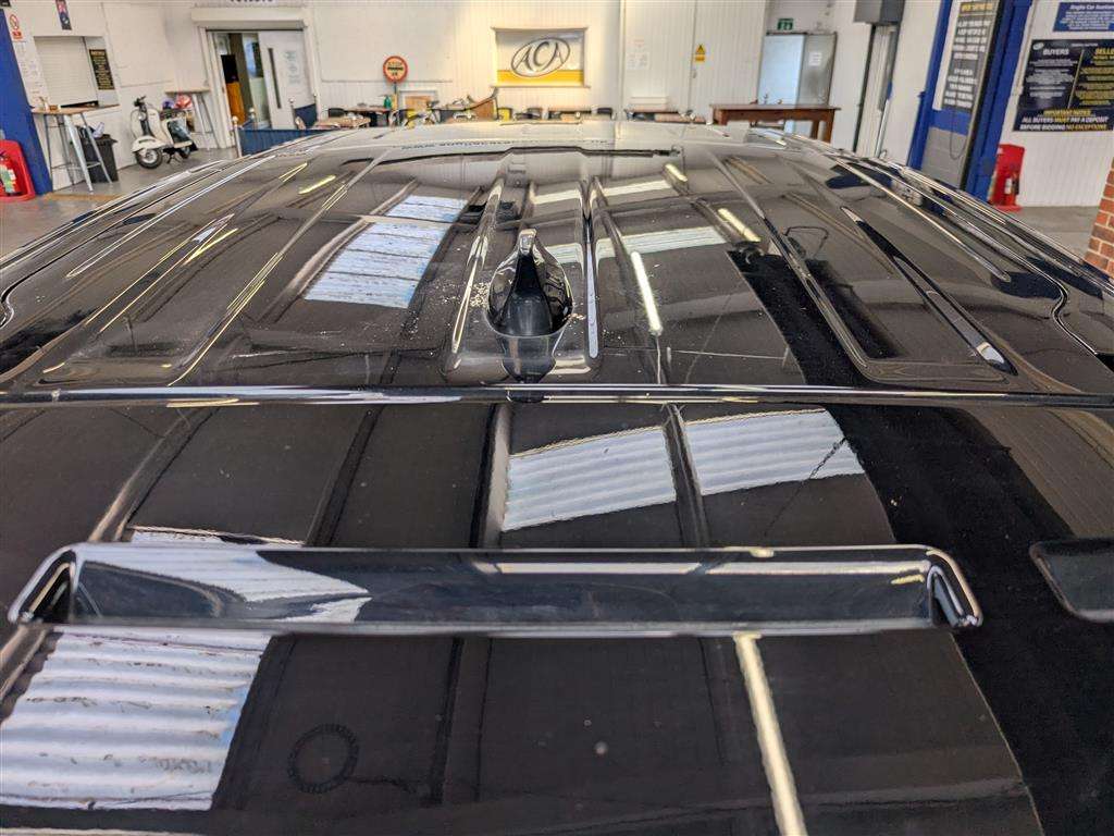 <p>2019 LAND ROVER DISCOVERY SE SD4 AUTO</p>