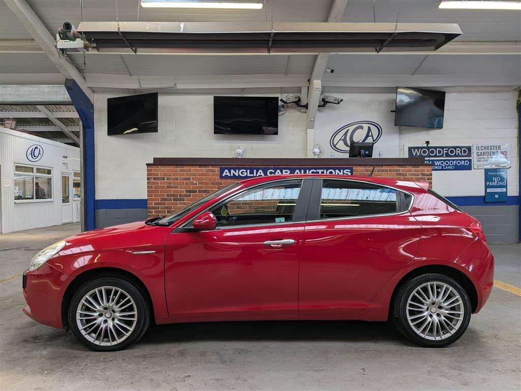 <p>2011 ALFA ROMEO GIULIETTA LUSSO TB</p>