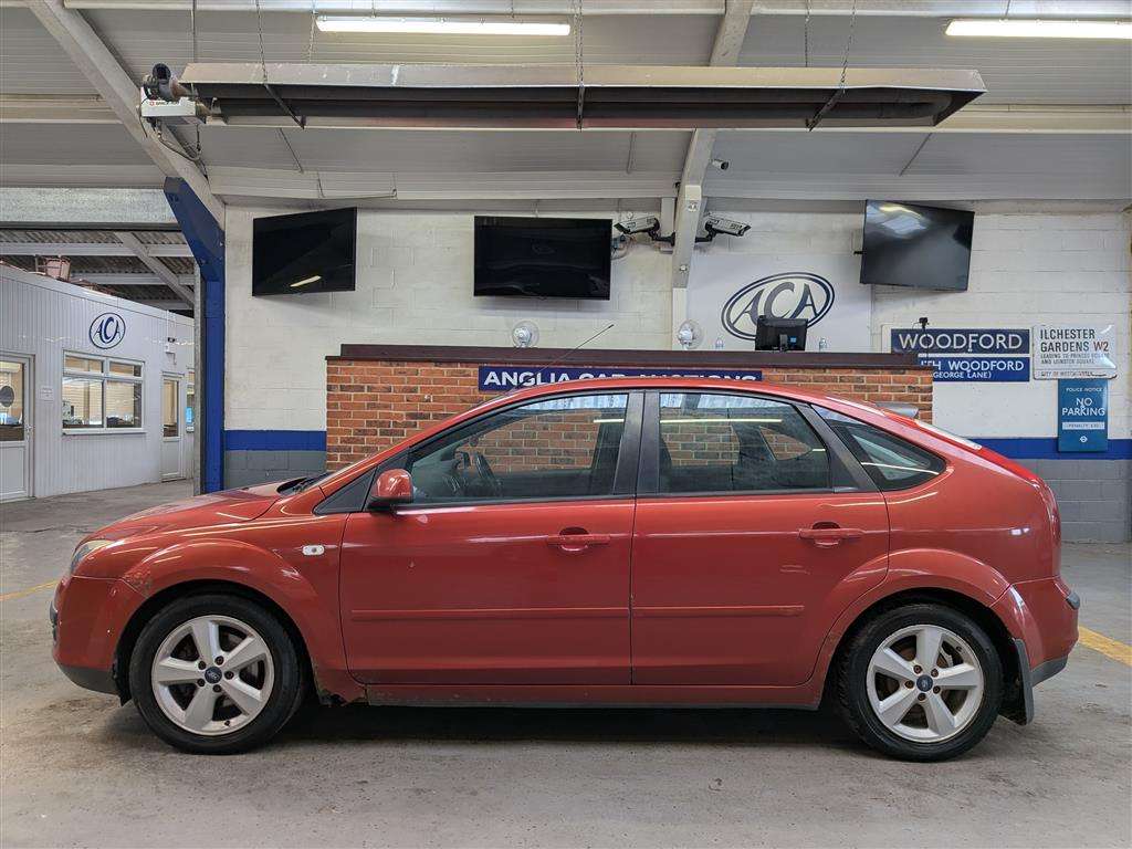 <p>2007 FORD FOCUS ZETEC CLIMATE</p>