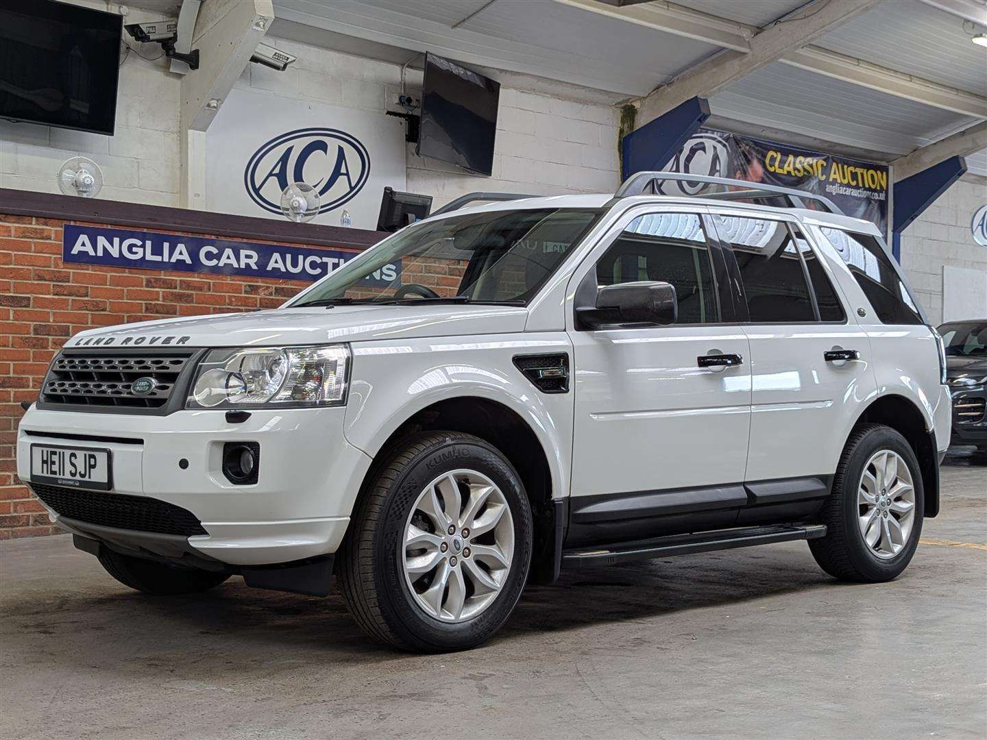 <p>2011 LAND ROVER FREELANDER GS TD4</p>