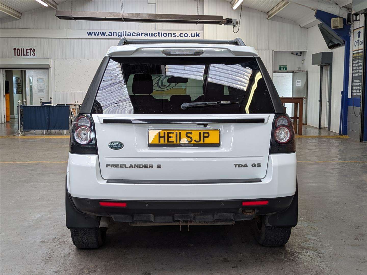 <p>2011 LAND ROVER FREELANDER GS TD4</p>