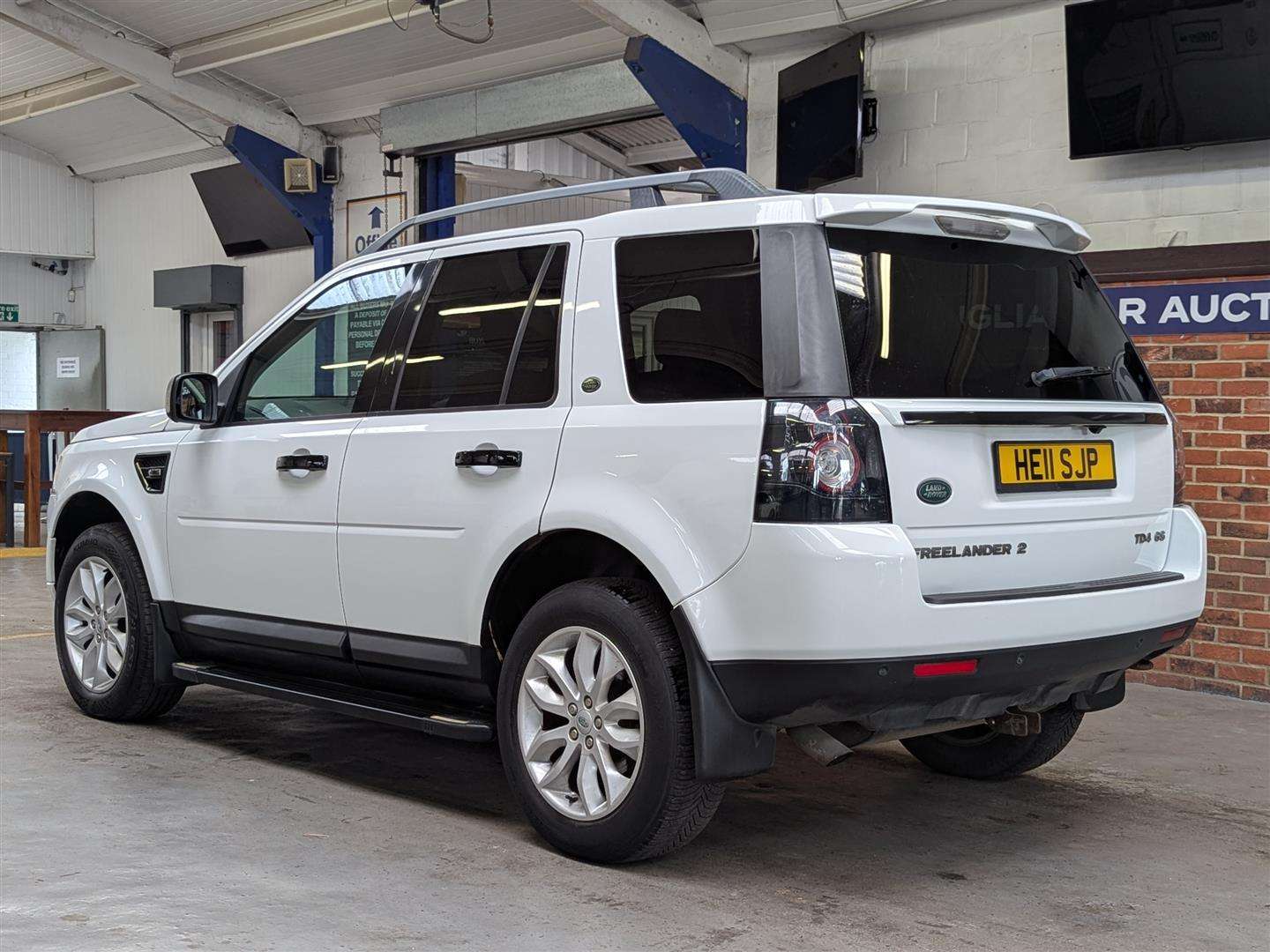 <p>2011 LAND ROVER FREELANDER GS TD4</p>