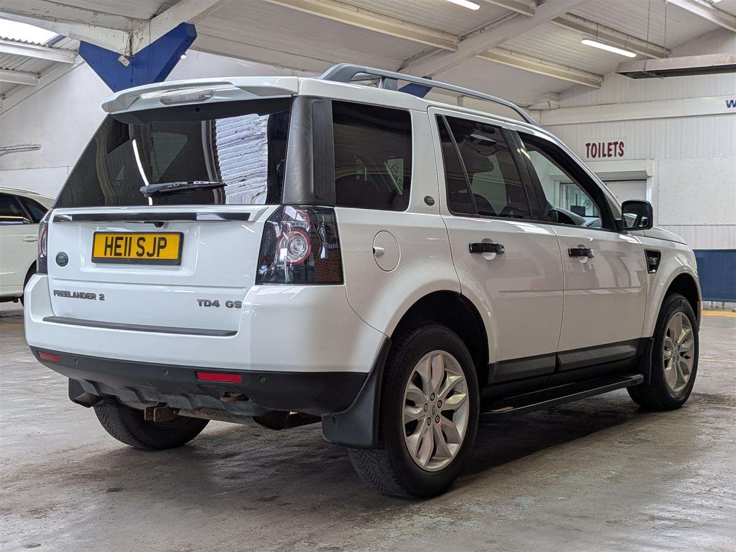 <p>2011 LAND ROVER FREELANDER GS TD4</p>