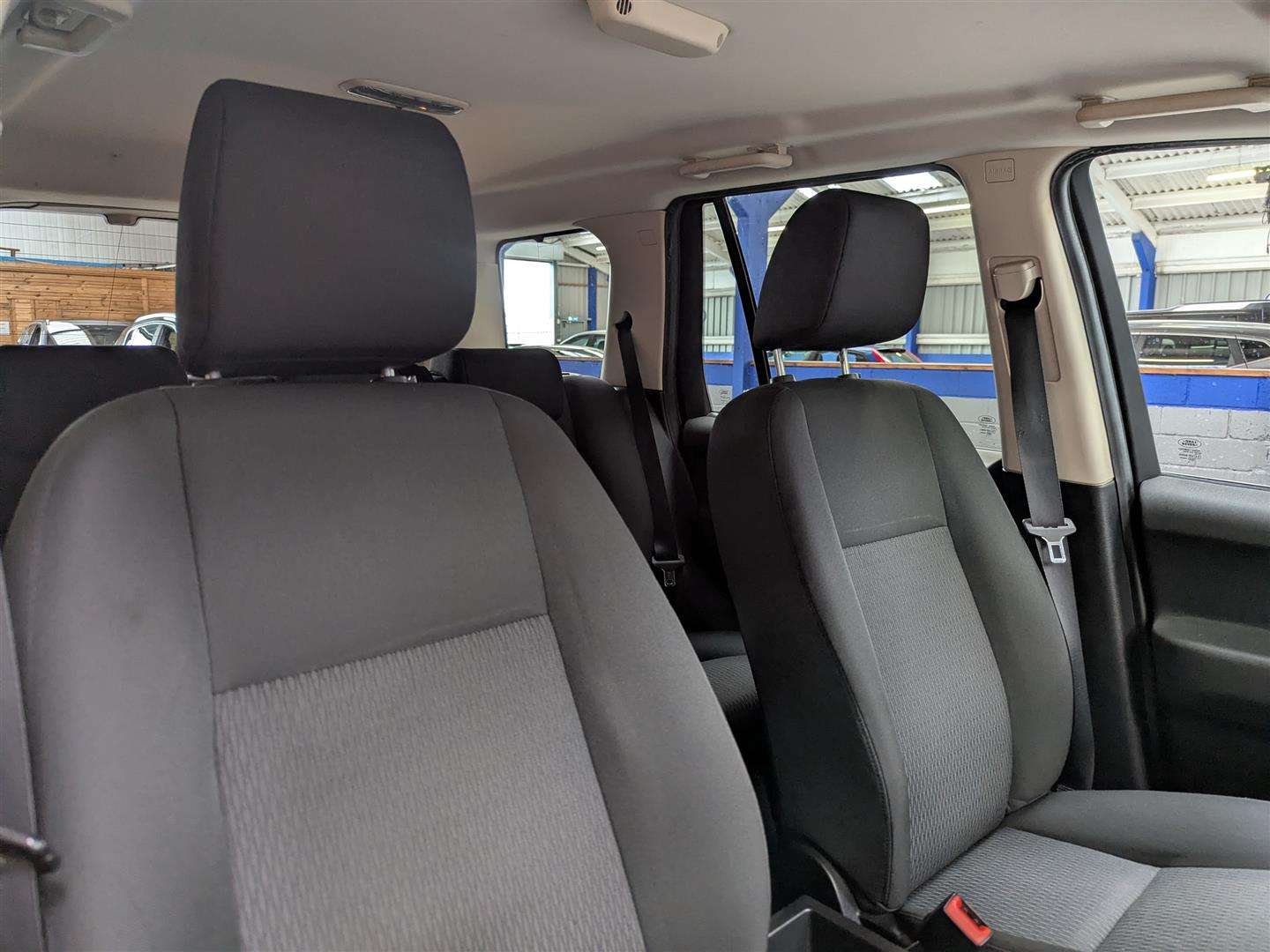 <p>2011 LAND ROVER FREELANDER GS TD4</p>