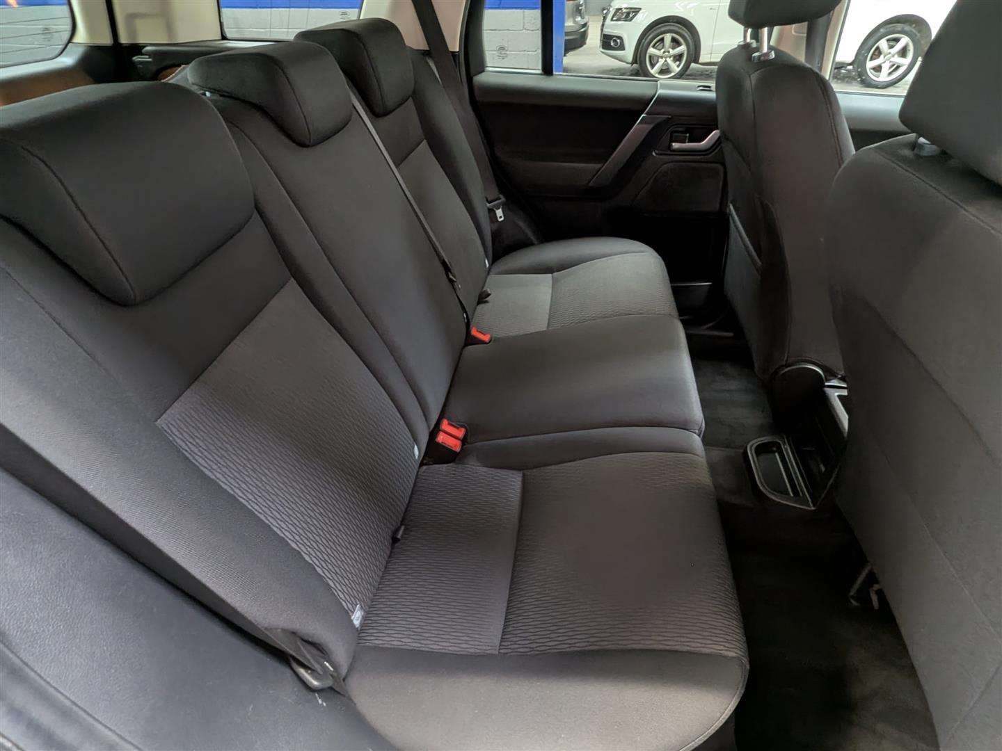 <p>2011 LAND ROVER FREELANDER GS TD4</p>