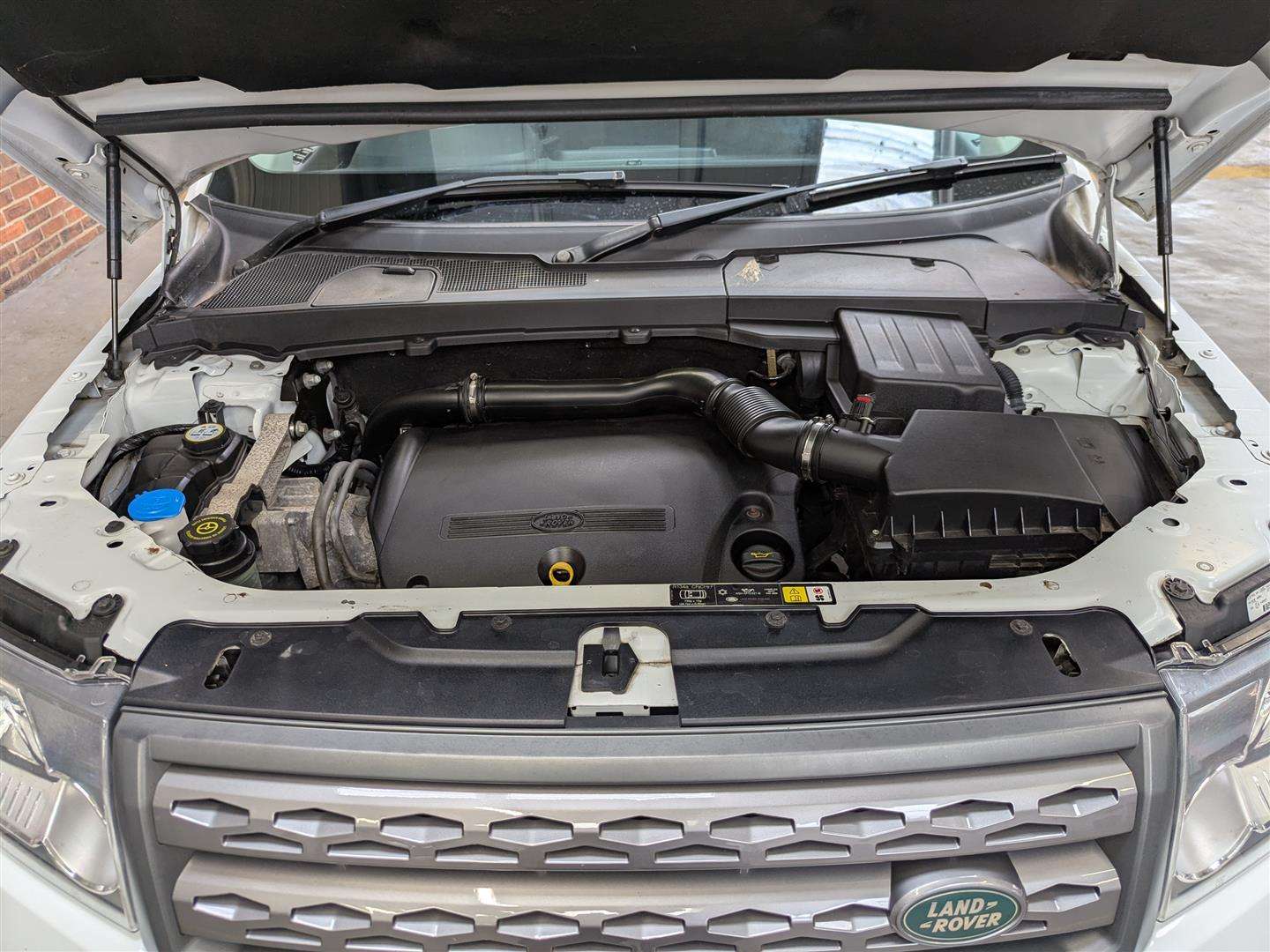 <p>2011 LAND ROVER FREELANDER GS TD4</p>