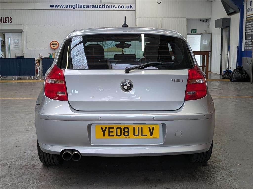<p>2008 BMW 118I SE</p>