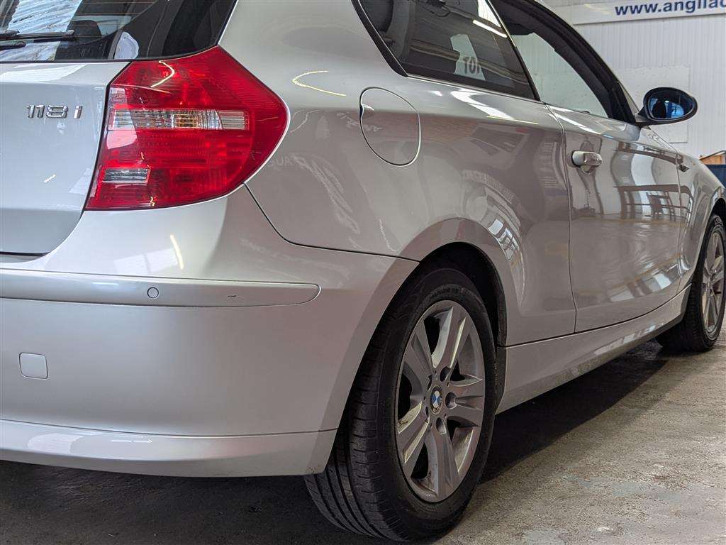 <p>2008 BMW 118I SE</p>