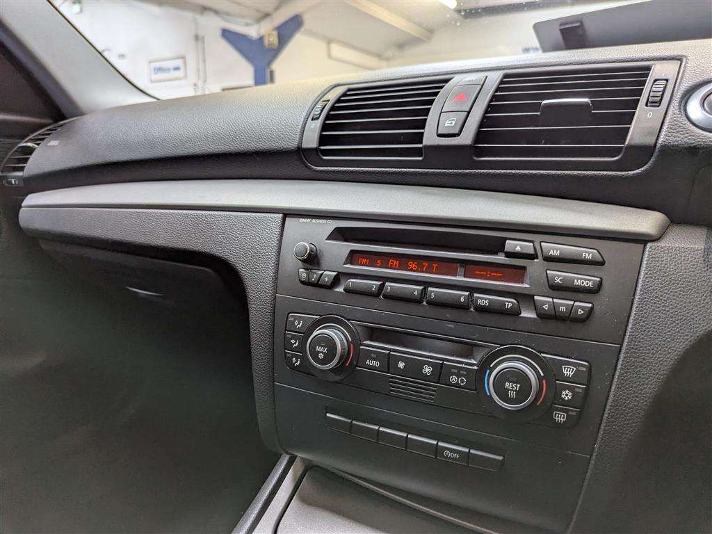 <p>2008 BMW 118I SE</p>