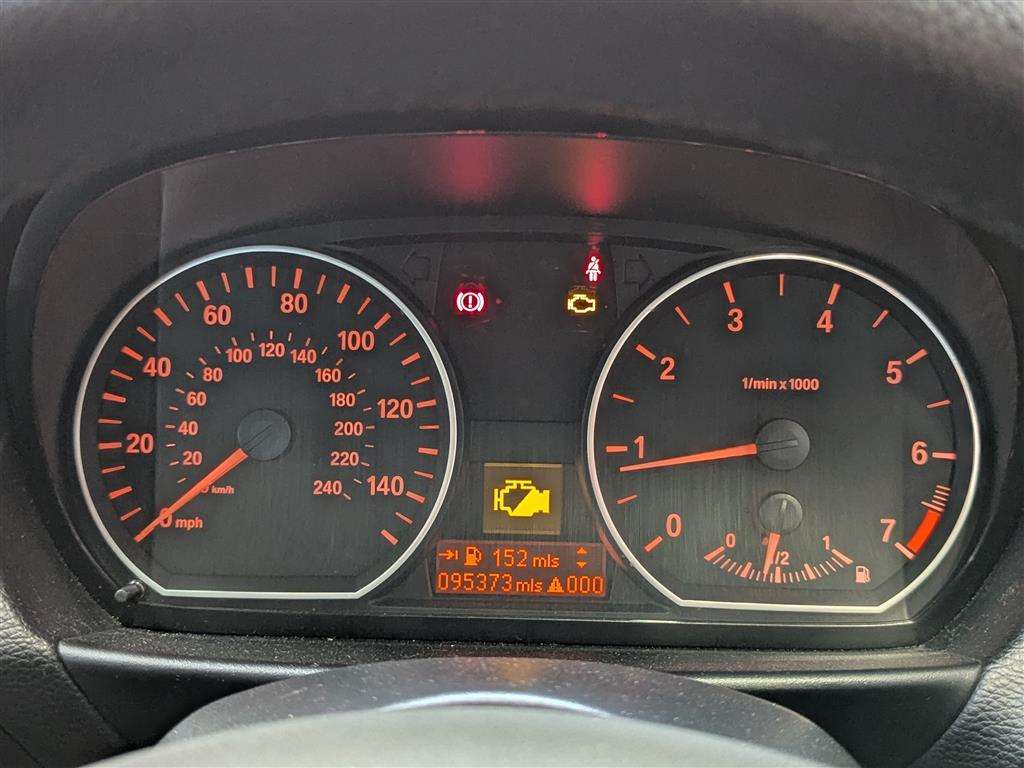 <p>2008 BMW 118I SE</p>