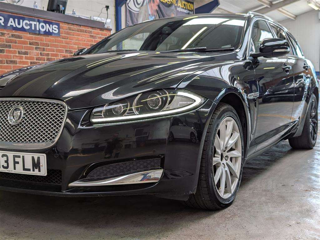 <p>2013 JAGUAR XF PREMIUM LUX SPORTBRAKE</p>