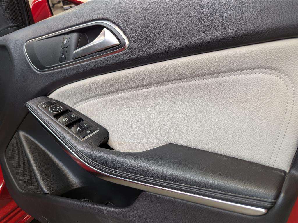 <p>2016 MERCEDES-BENZ A 200 D SE EXECUTIVE</p>