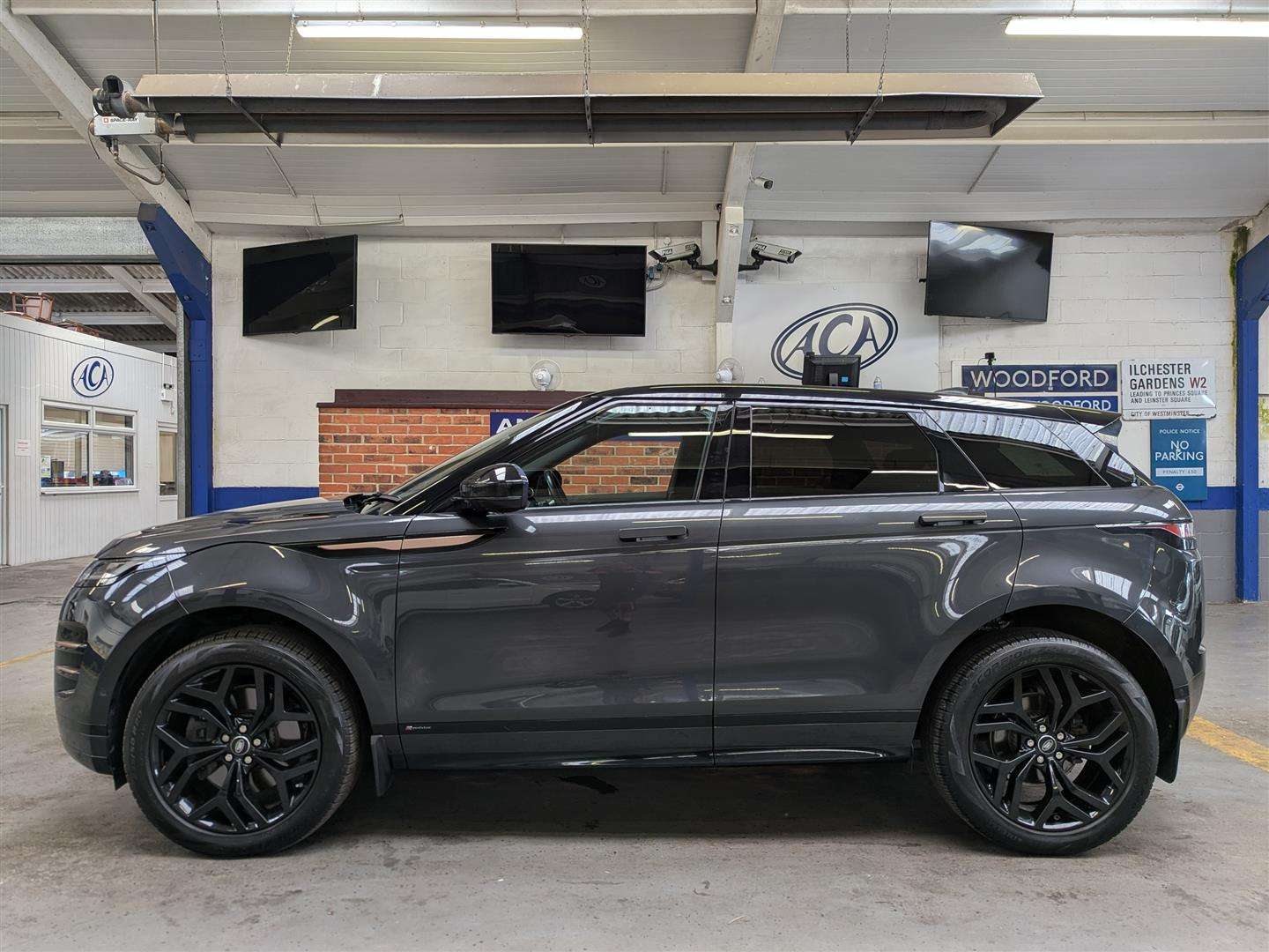 <p>2019 LAND ROVER RANGE ROVER EVOQUE R-DY S</p>