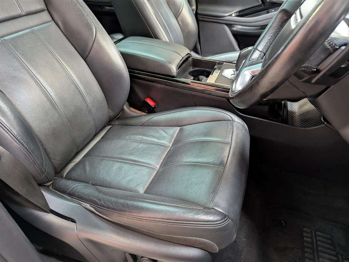 <p>2019 LAND ROVER RANGE ROVER EVOQUE R-DY S</p>