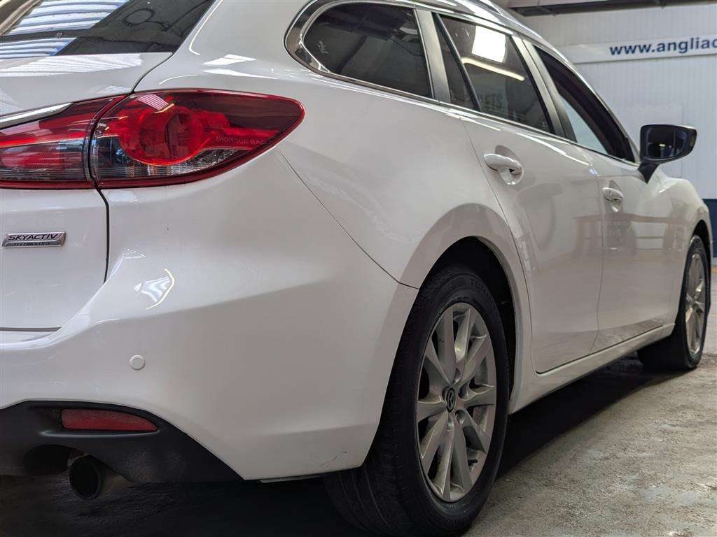 <p>2014 MAZDA 6 SE-L NAV D AUTO</p>