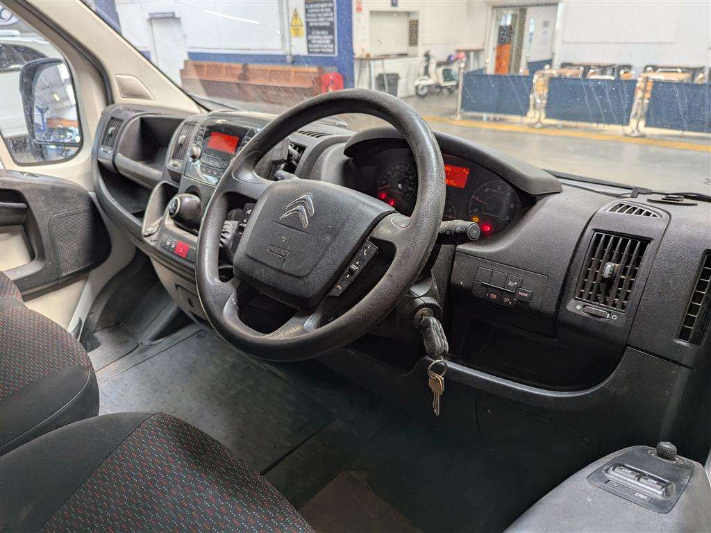 <p>2015 CITROEN RELAY 30 L1H1 HDI</p>
