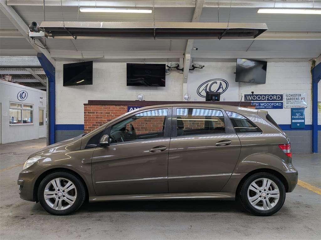 <p>2008 MERCEDES B200 CDI SE</p>