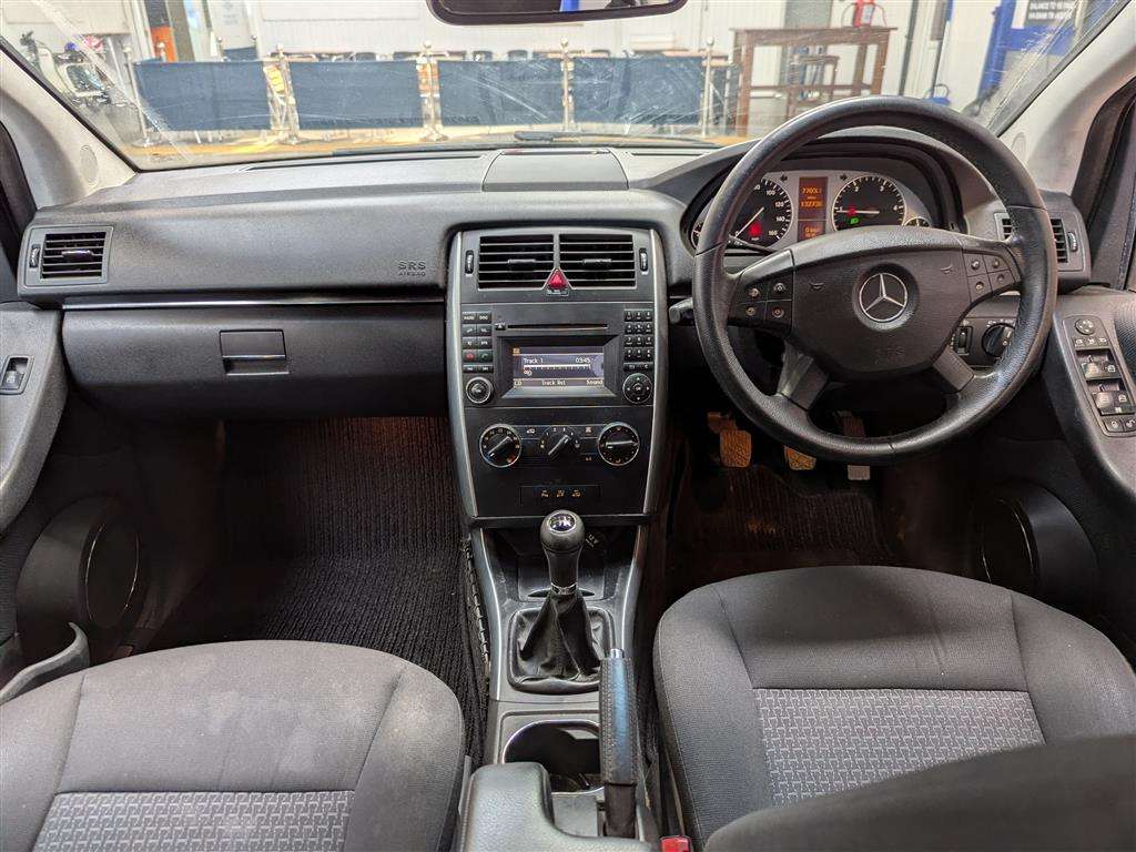 <p>2008 MERCEDES B200 CDI SE</p>
